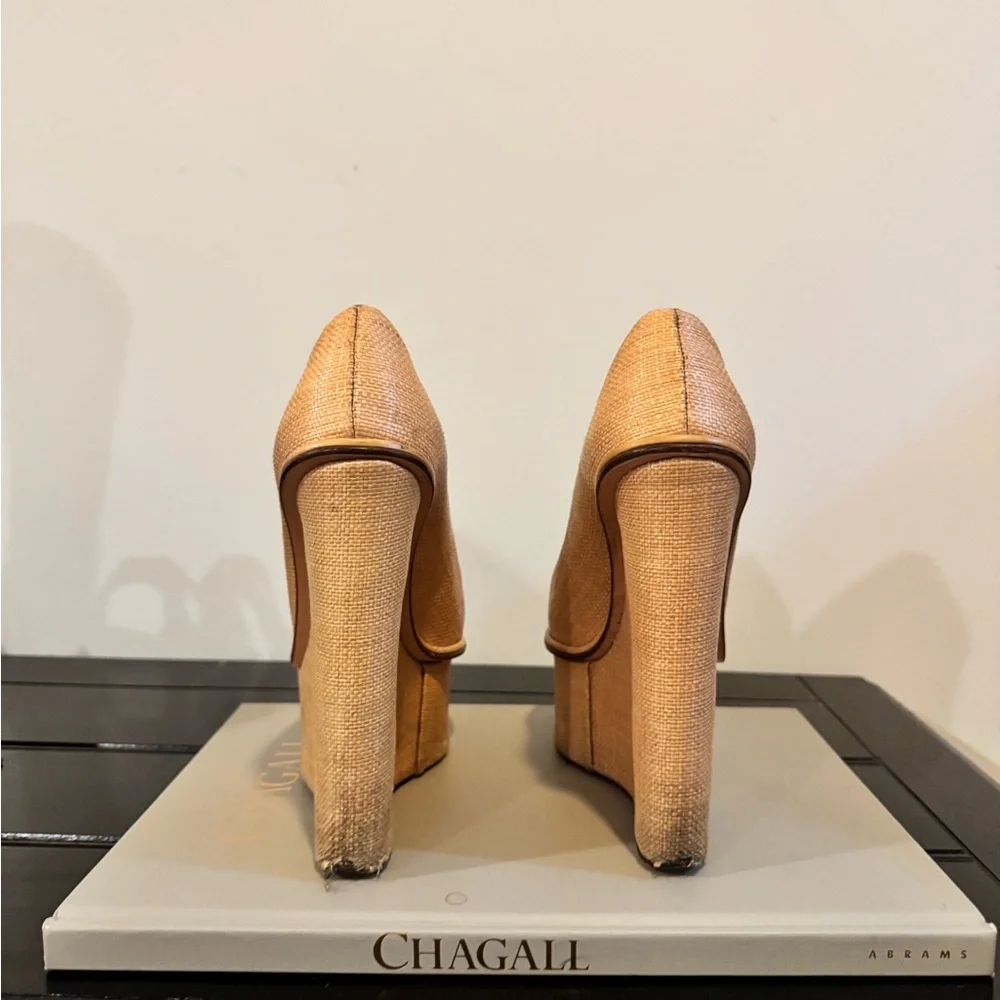 Charlotte Olympia
130mm leather Carmen pumps - Picture 5 of 10